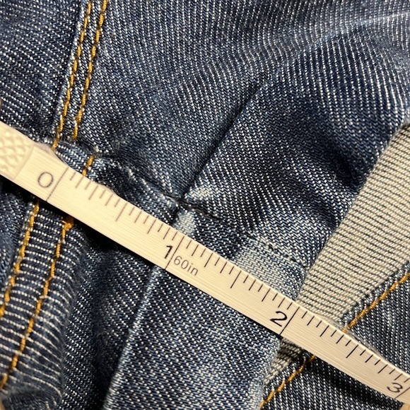 A/X Armani Exchange Jean Shorts - Picture 15 of 16